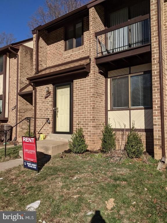 5821 Jacksons Oak Ct, Burke, VA 22015