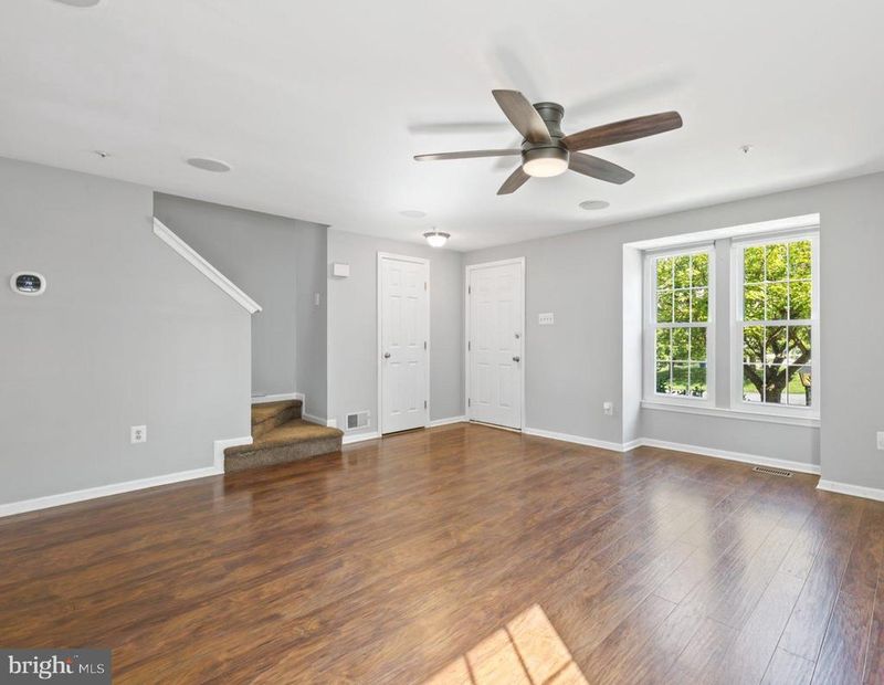 806 Lilac Ct, Odenton, MD 21113