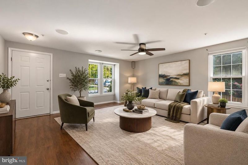 806 Lilac Ct, Odenton, MD 21113
