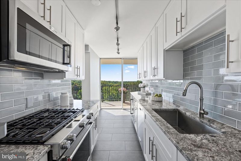 3333 University Blvd W #1208, Kensington, MD 20895