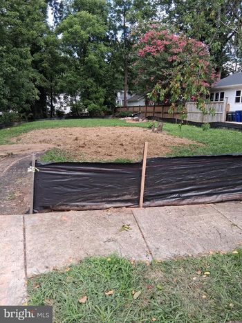 4025 Chestnut St, Fairfax, VA 22030