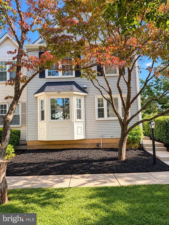 771 Cherry Tree Ln, Warrenton, VA 20186