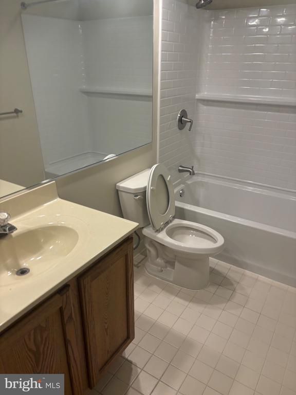 8008 River Field Ct, Bowie, MD 20715