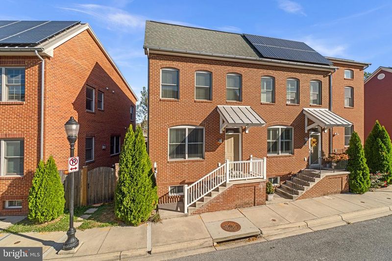 25 Lord Nickens St, Frederick, MD 21701