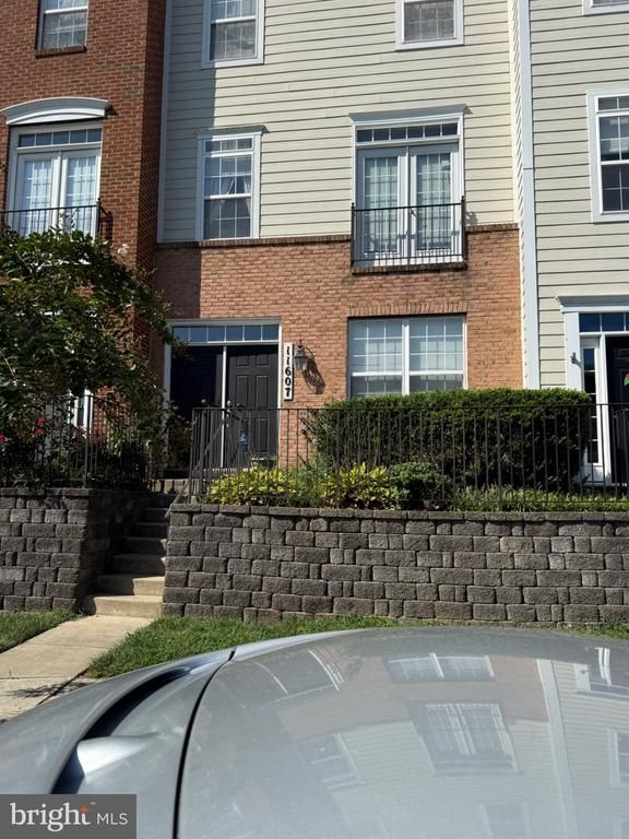 11607 Leesborough Cir, Silver Spring, MD 20902