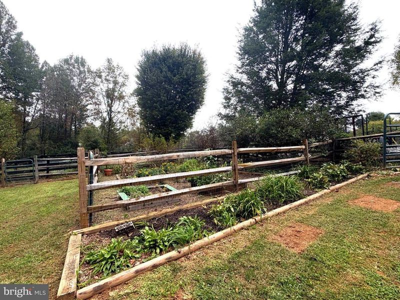 6400 Cotswold Way, Broad Run, VA 20137