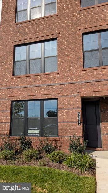 43510 Jefferson Park St, Ashburn, VA 20148