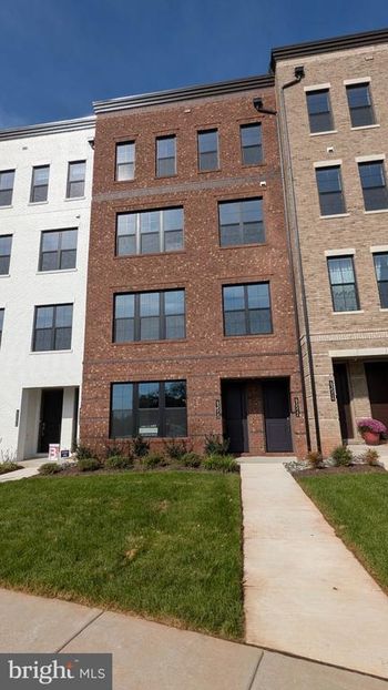43510 Jefferson Park St, Ashburn, VA 20148