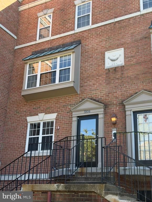 3806 Porter St NW #301, Washington, DC 20016
