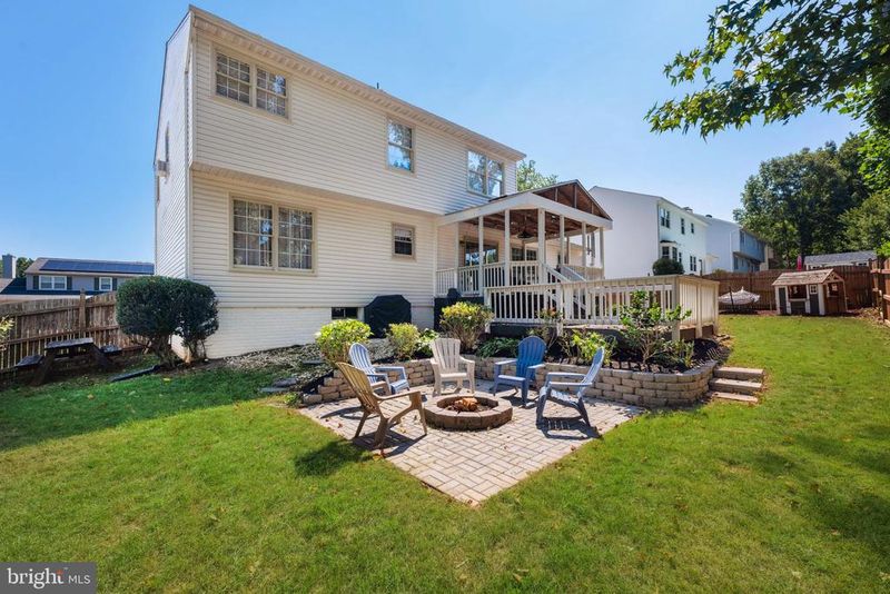 83 Spring Lake Dr, Stafford, VA 22556