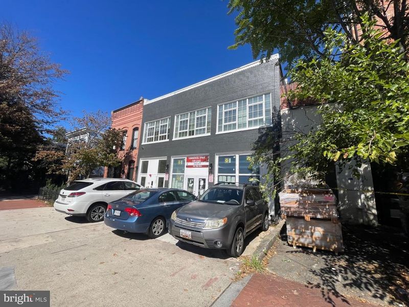 712 E SE #3E, Washington, DC 20003