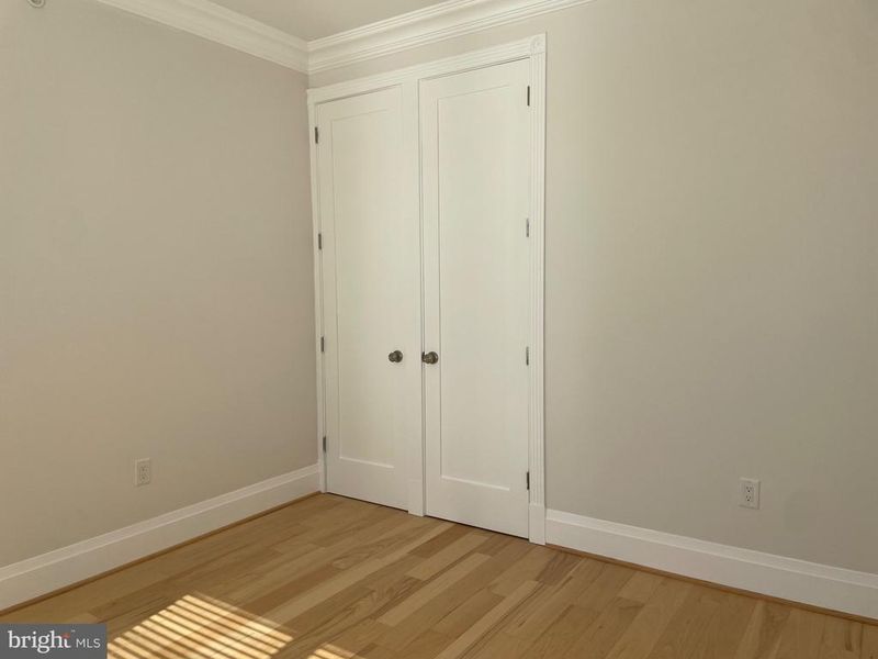 712 E SE #3E, Washington, DC 20003