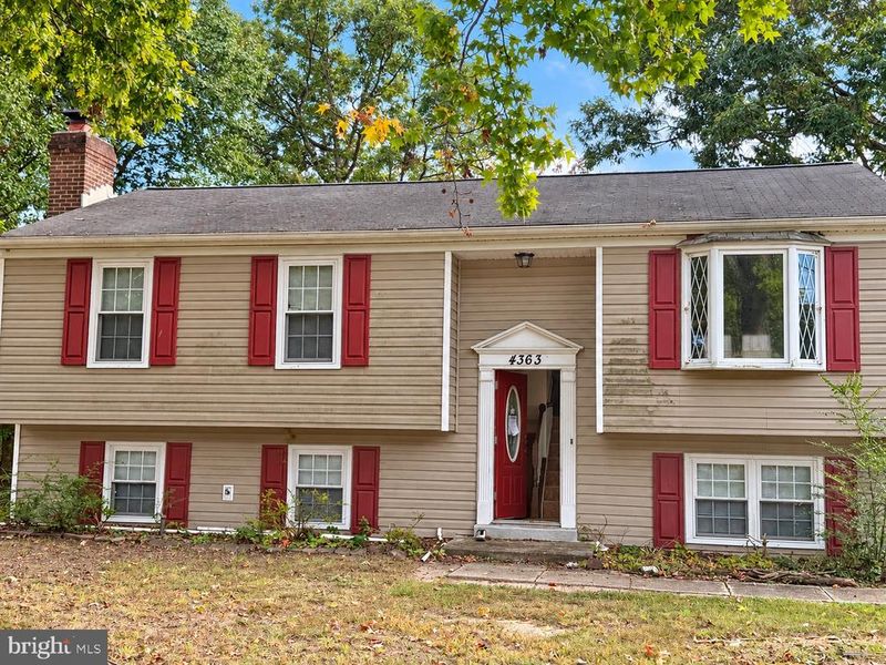 4363 Rock Ct, Waldorf, MD 20602