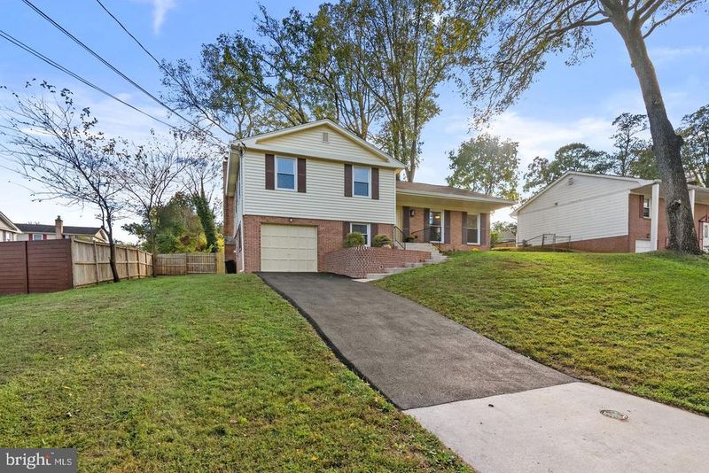 1613 Lemontree Ln, Silver Spring, MD 20904