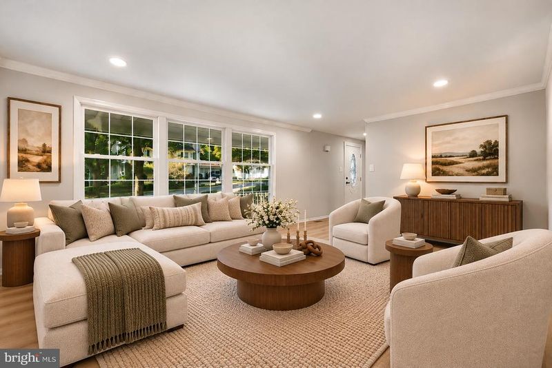 15923 Dolphin Dr, Montclair, VA 22025