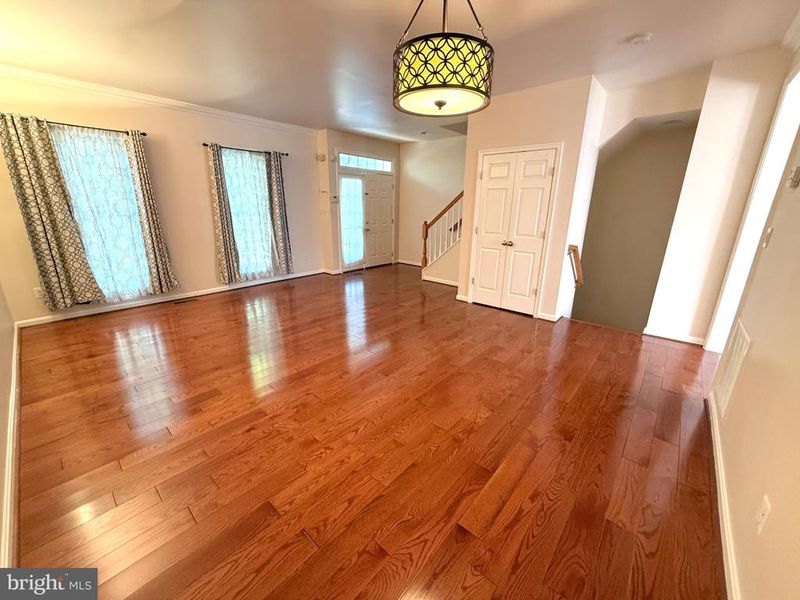 20597 Banbury Sq, Sterling, VA 20165