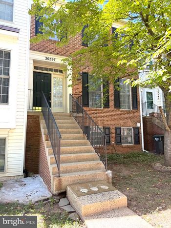 20597 Banbury Sq, Sterling, VA 20165