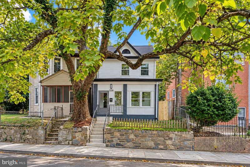 3330 Brothers Pl SE, Washington, DC 20032