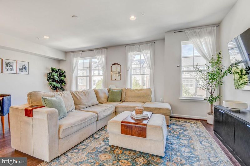 3402 Landing Way, Olney, MD 20906