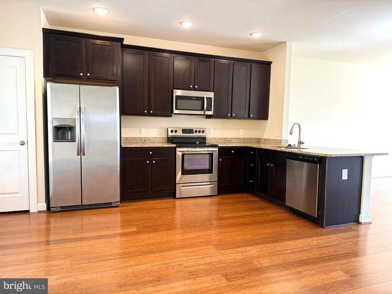 56 Andrews Pl, Fredericksburg, VA 22405