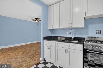 1121 Arlington Blvd #224, Arlington, VA 22209
