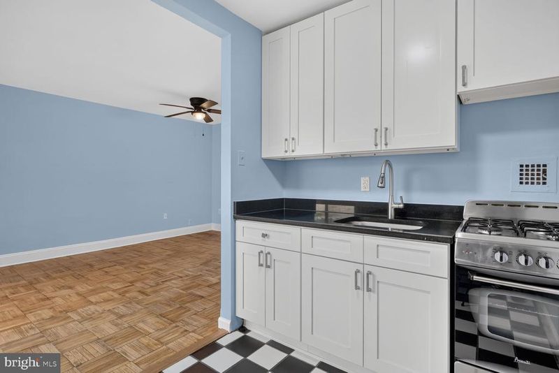 1121 Arlington Blvd #224, Arlington, VA 22209