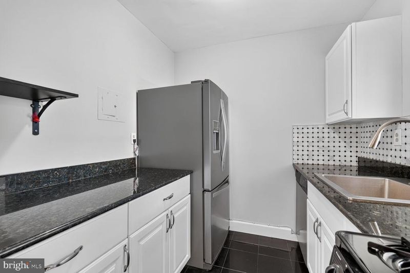 1021 Arlington Blvd #904, Arlington, VA 22209