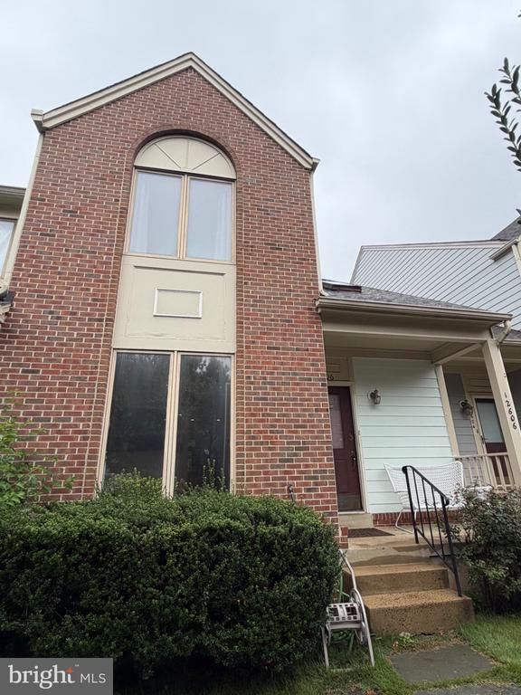 12606 Varny Pl, Fairfax, VA 22033