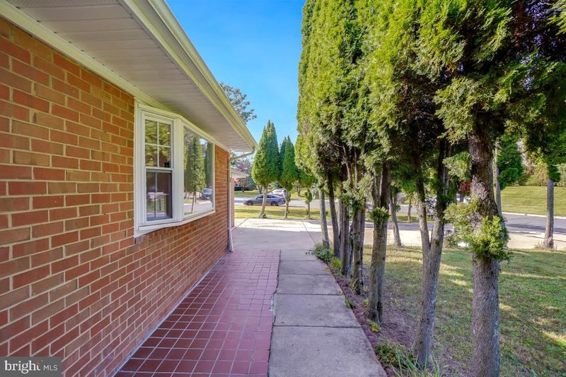6 Kerwood Ct, Silver Spring, MD 20904