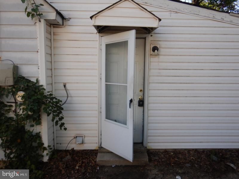 10 Stevens Rd, Glen Burnie, MD 21060