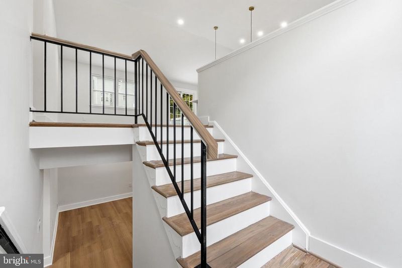 13205 Wilton Oaks Dr, Silver Spring, MD 20906