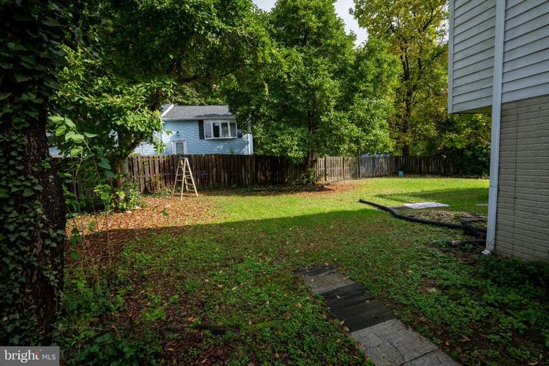 6135 Lori Ln, Elkridge, MD 21075