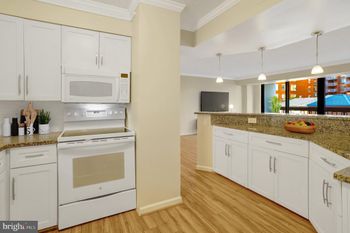 3800 Fairfax Dr #105, Arlington, VA 22203
