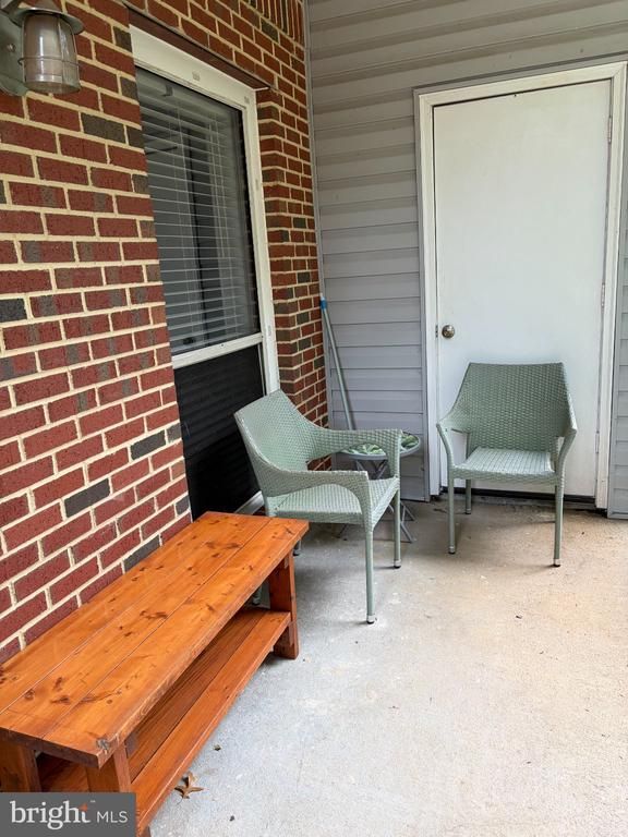 3178 Summit Square Dr #3-A8, Oakton, VA 22124
