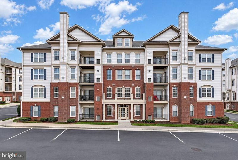 11575 Cavalier Landing Ct #402, Fairfax, VA 22030