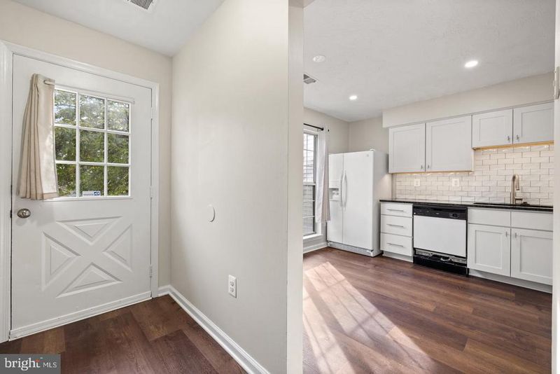 2821 Madeira Ct, Woodbridge, VA 22192