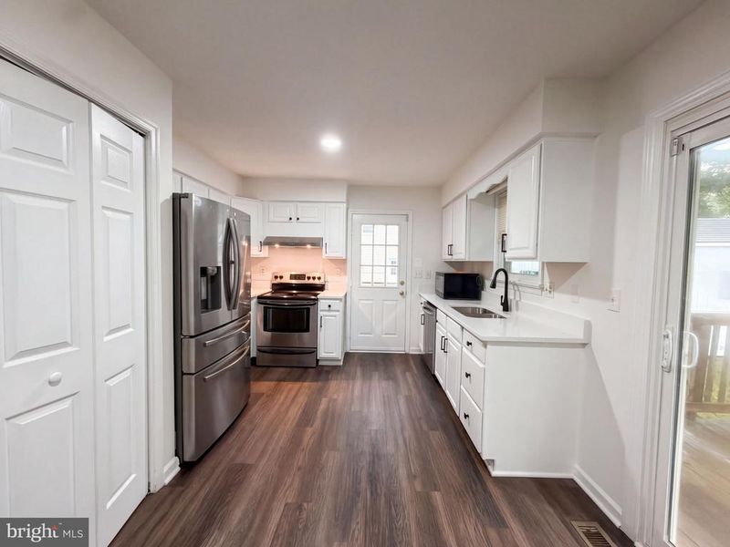 310 Durham Dr, Fredericksburg, VA 22407