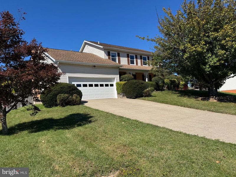 9632 Branchview Ln, Manassas, VA 20110