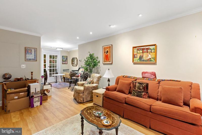 2938 S Columbus St #C2, Arlington, VA 22206