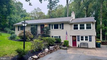 4709 Holly Ave, Fairfax, VA 22030