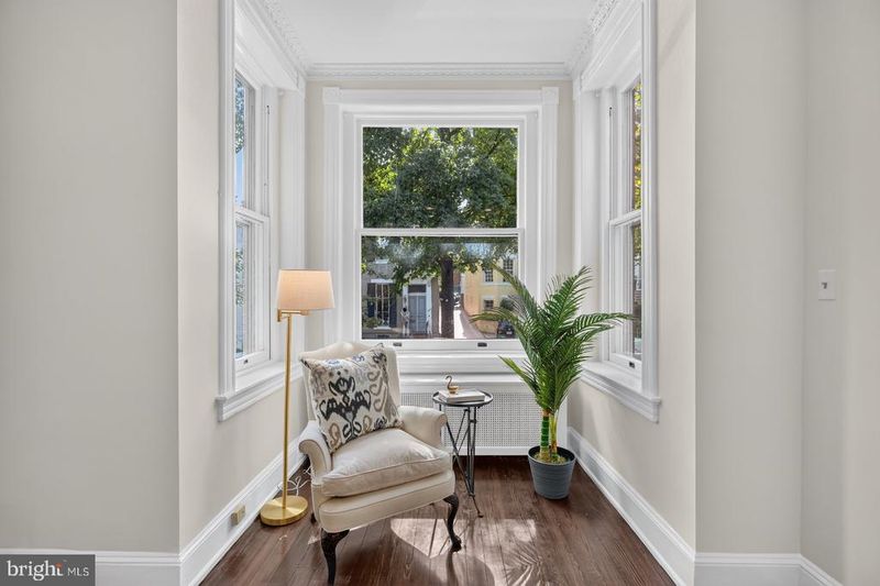 3019 O St NW, Washington, DC 20007