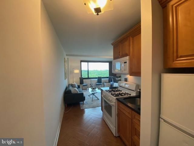 1011 Arlington Blvd #528, Arlington, VA 22209