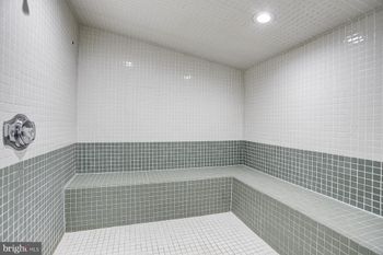 1011 Arlington Blvd #528, Arlington, VA 22209