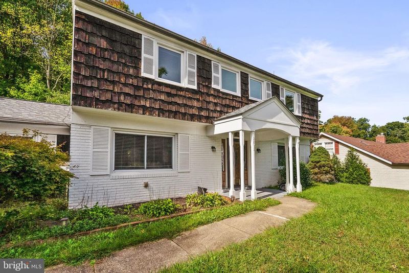 12612 Cedarbrook Ln, Laurel, MD 20708