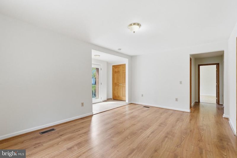 6312 Old Dominion Dr, Mclean, VA 22101