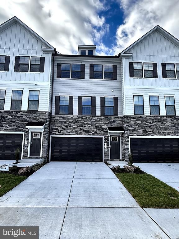 345 Ensemble Way, Frederick, MD 21701
