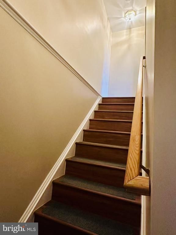 205 Garden View Way, Rockville, MD 20850