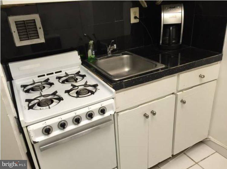 1011 Arlington Blvd #927, Arlington, VA 22209