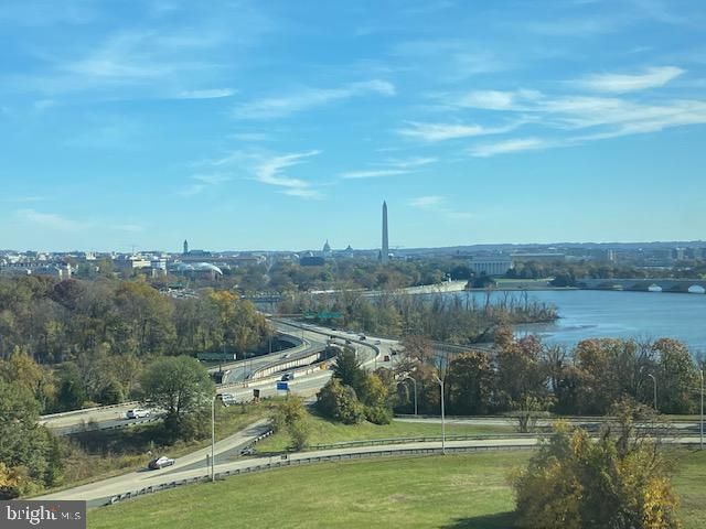 1011 Arlington Blvd #927, Arlington, VA 22209