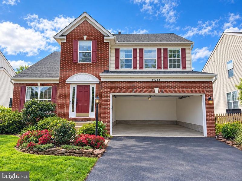 14263 Town Commons Way, Gainesville, VA 20155